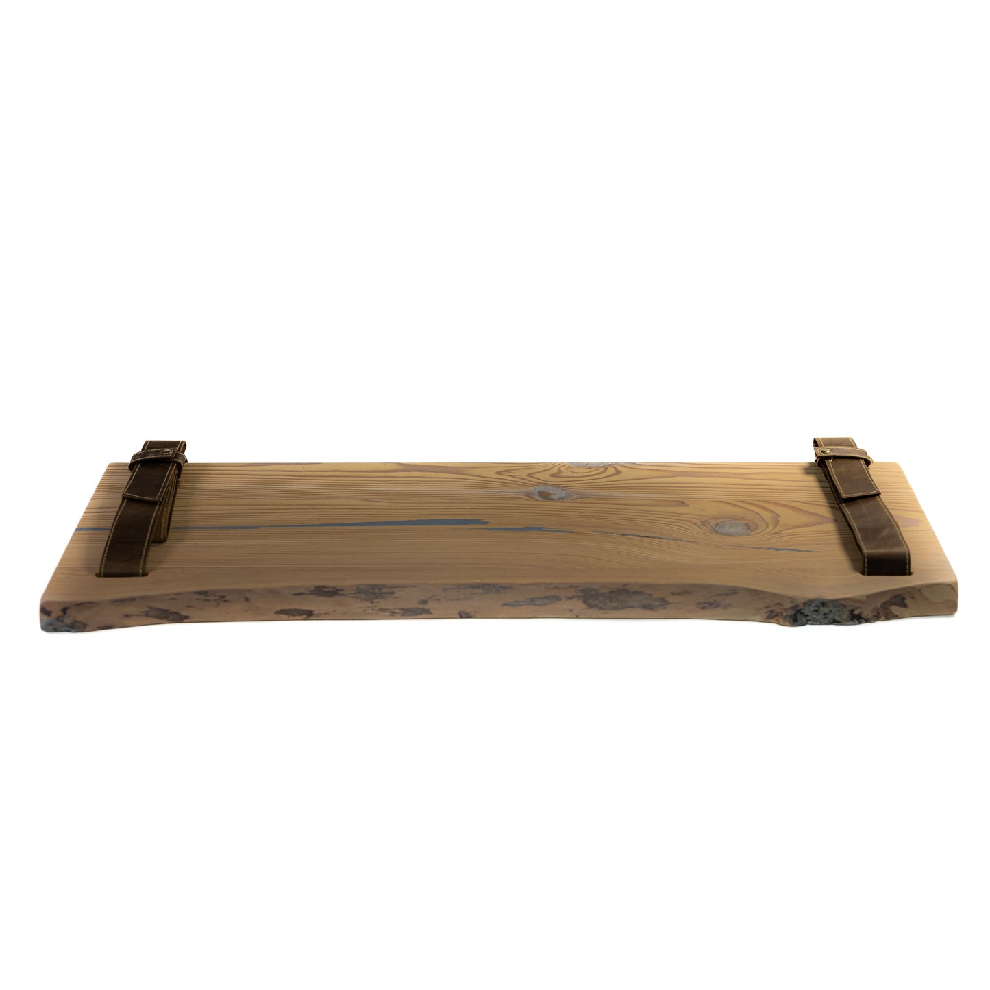 Side view of ash pine shelf showing light tone and smooth texture
